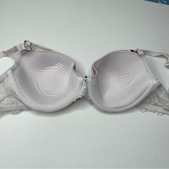 Victoria's Secret Pink Underwire Bra 34D Lace Detail lined Demi - Picture 3 of 6